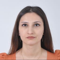 Lalə Sadıqzadə