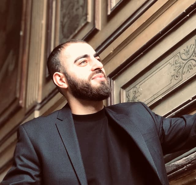 Feyruz Təmoyev